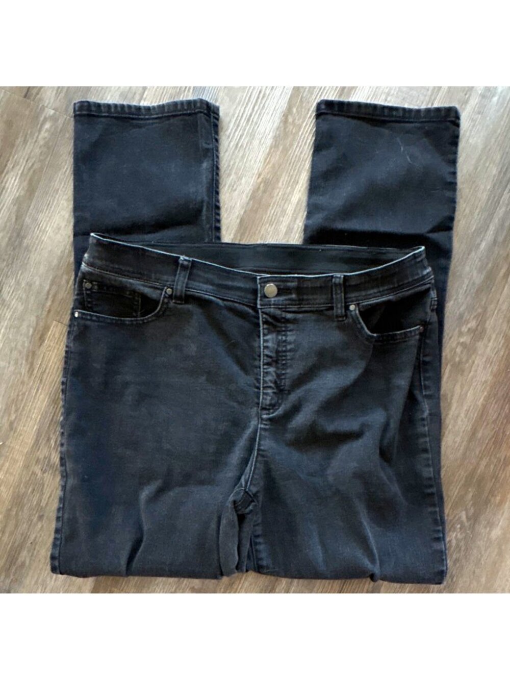 Chico's Fabulously Slimming Straight Slim Fit Jeans Women’s 14 Black Dark Wash